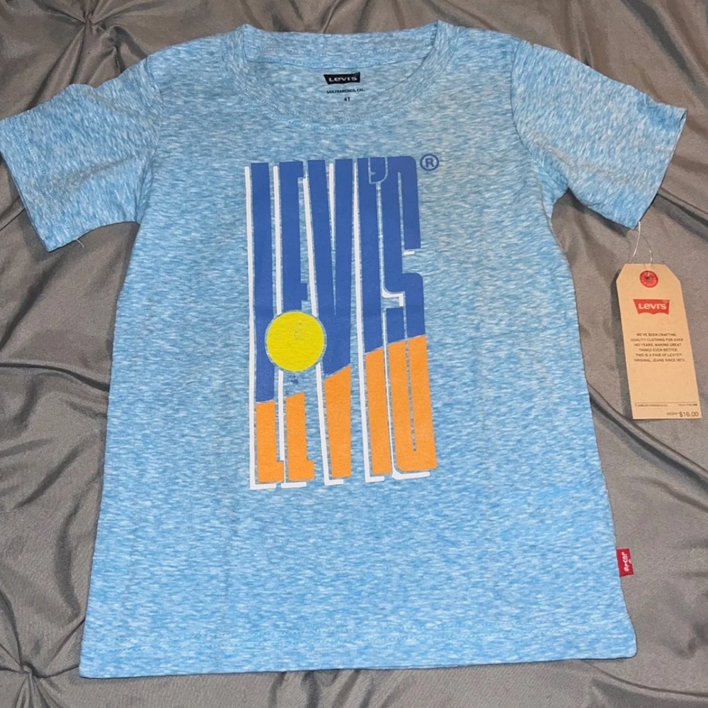 Boys Levi’s short sleeve shirt - 4T- NWT